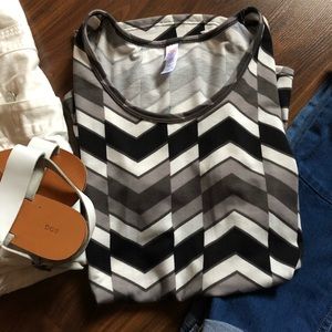 LuLaRoe Classic T Size XS